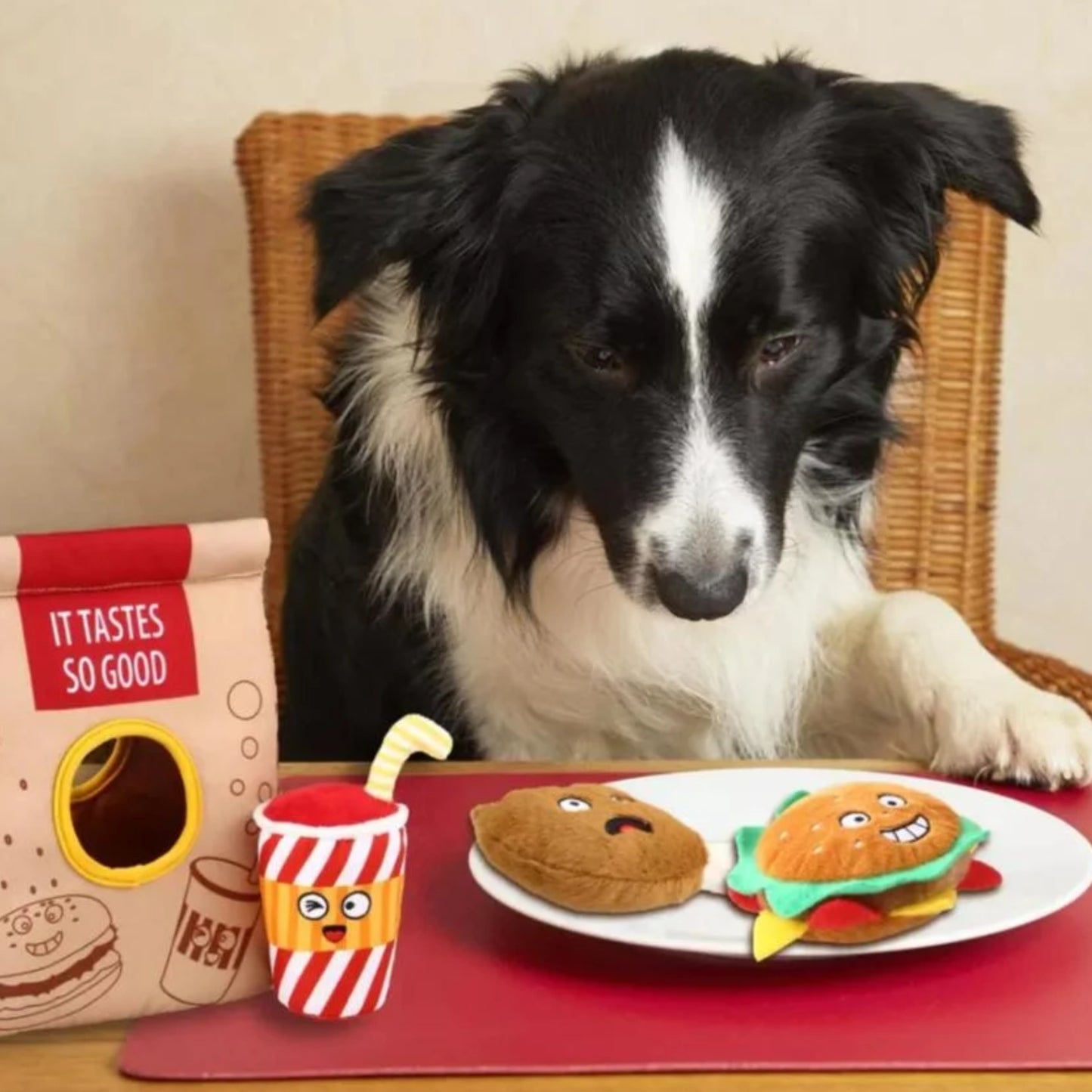 Juguete para perro GIGWI Fast Food - COSMOS